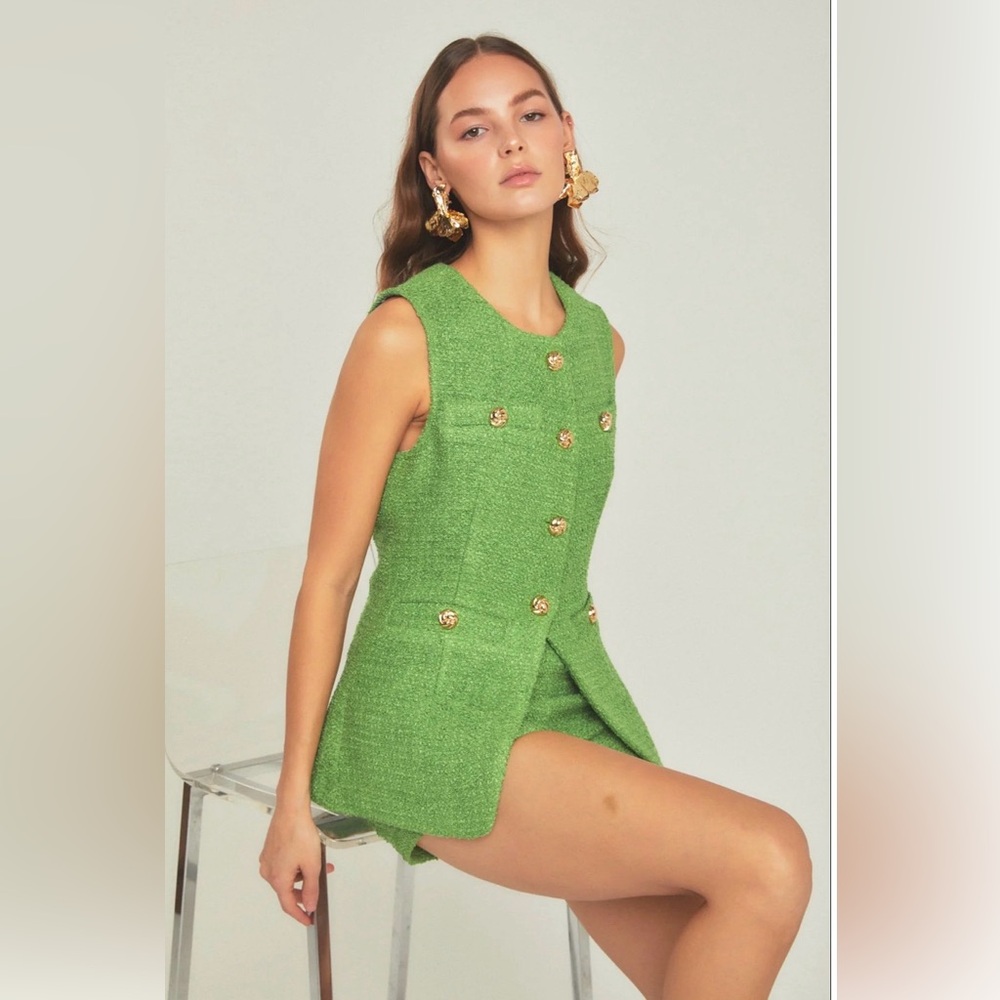 Chic Green Sleeveless Top & Short Set